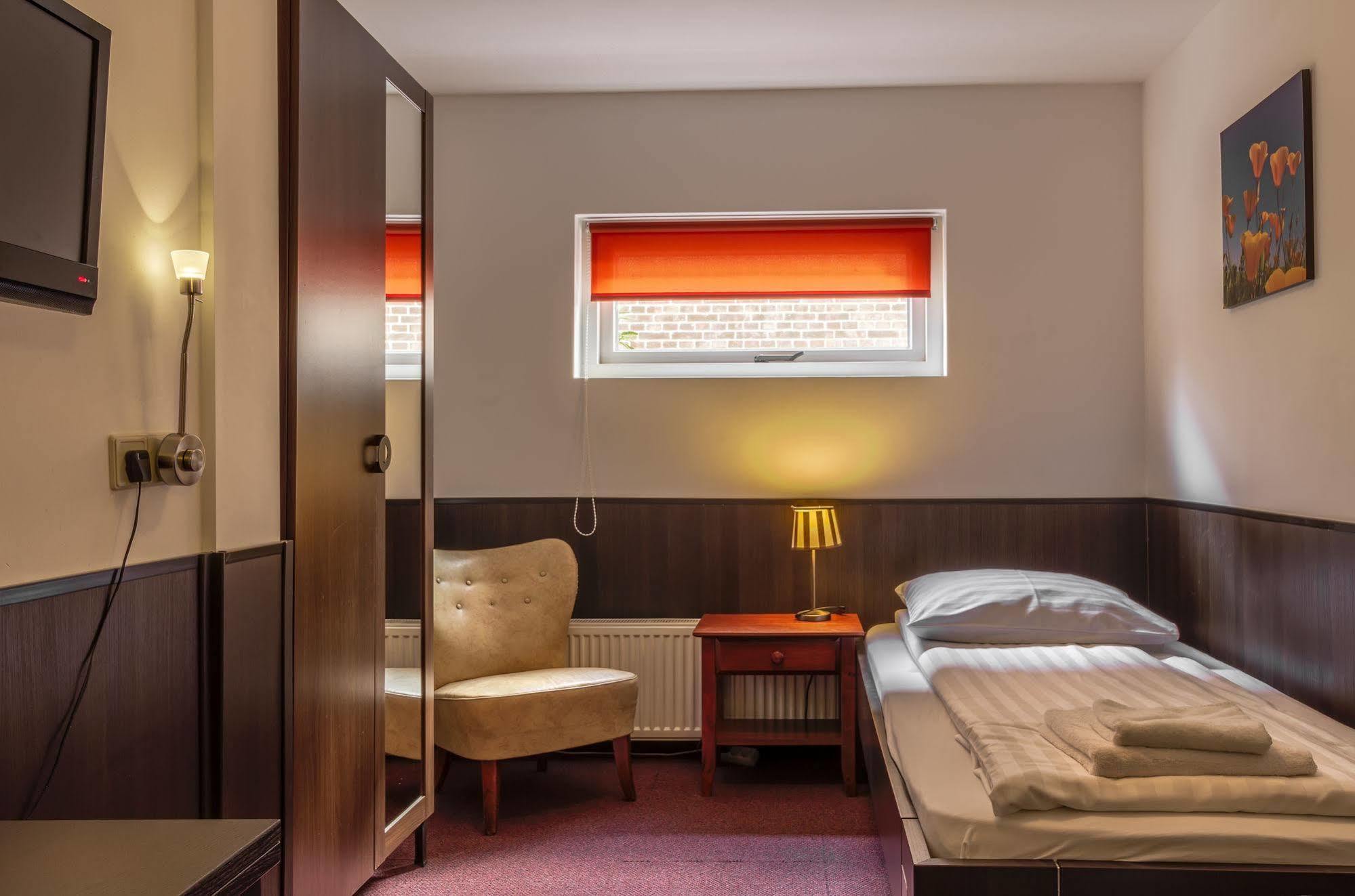 Hotel Randenbroek Амерсфорт Экстерьер фото