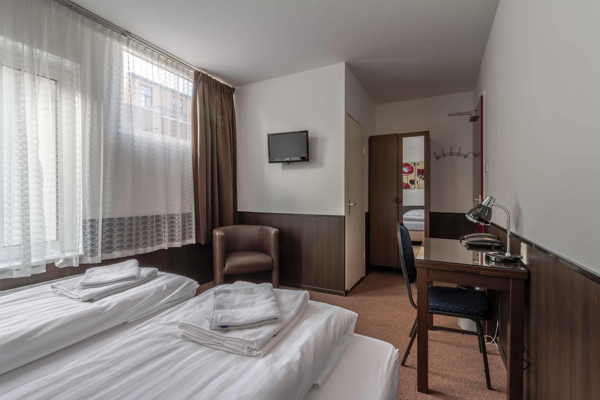 Hotel Randenbroek Амерсфорт Экстерьер фото