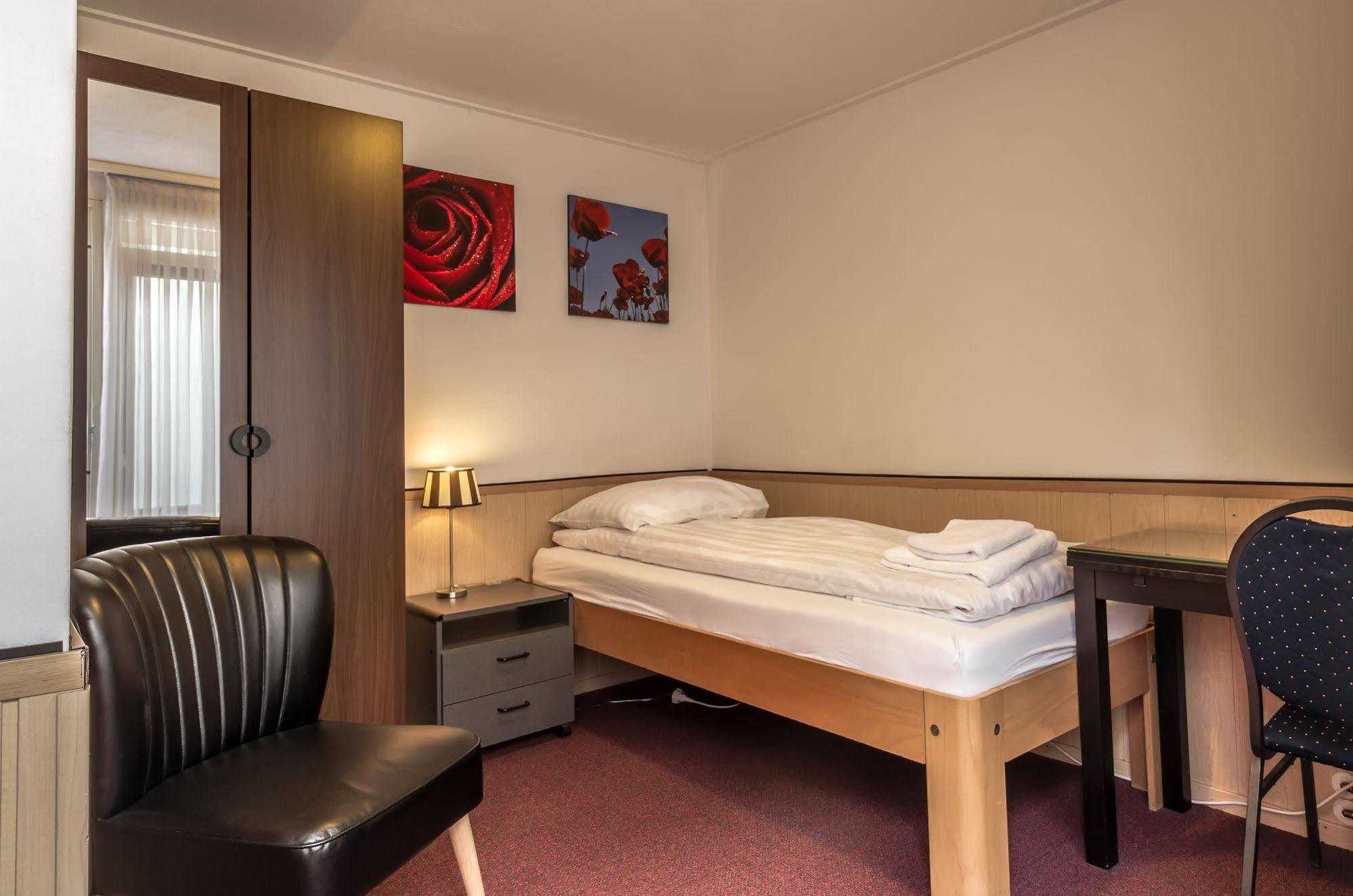 Hotel Randenbroek Амерсфорт Экстерьер фото